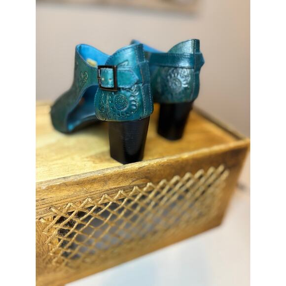 ROPER MIKA Burnished Turquoise Tooled Leather Mule w Side Buckle - Picture 6 of 8